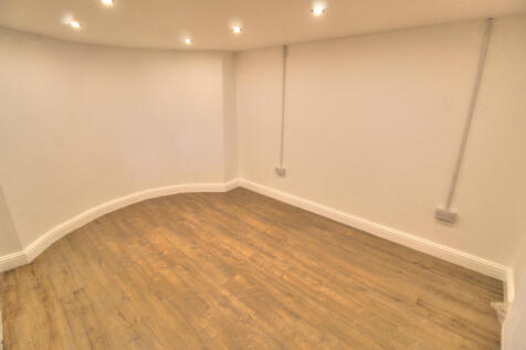 Reception Room/Bedroom 4