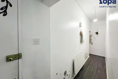 Entrance 20Hall