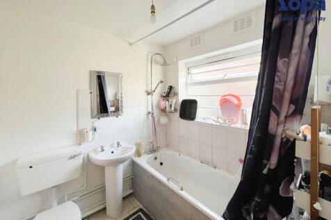 Family 20Bathroom