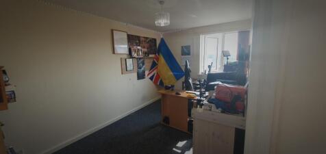 Bedroonm