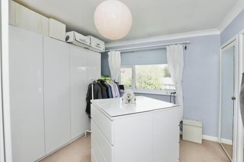 Bedroom three / Dressing room