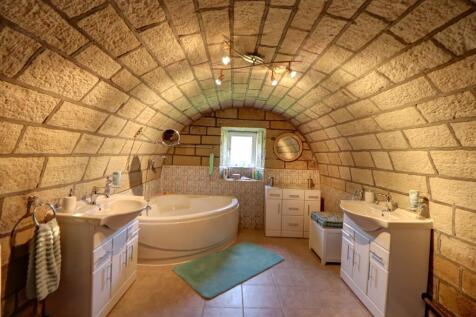 Ground Floor Bathroom
