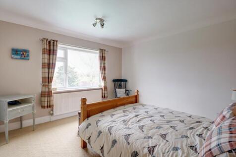 Bedroom 2.1