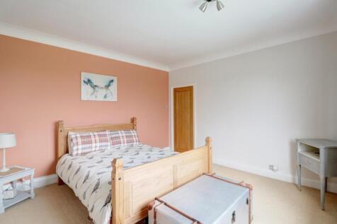 Bedroom 2.2