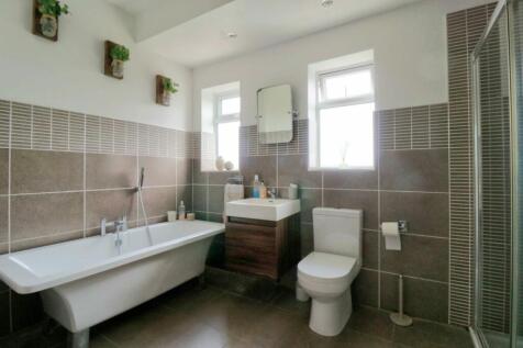 Bathroom 1.1