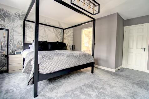 Bedroom One (towards en suite)