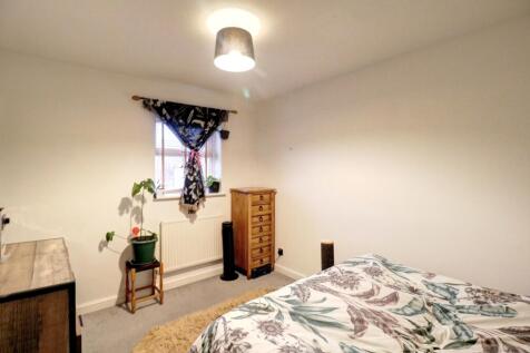 Bedroom 2.1