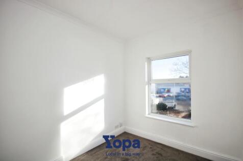 Bedroom 203.JPG