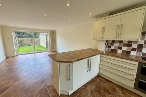 open plan kitchen living
