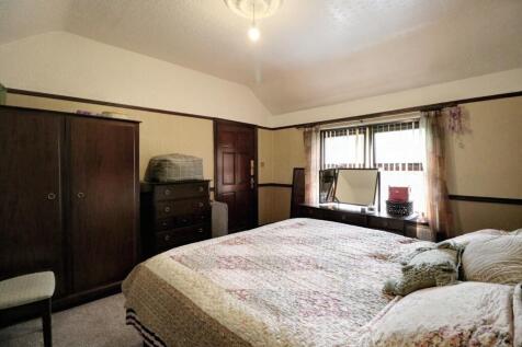 Bedroom 2.2