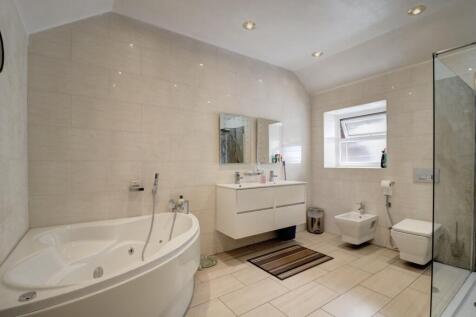 Bathroom 1.1