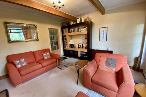 Living Room Pic2