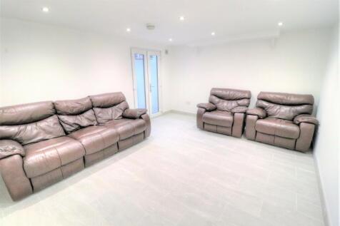 15 Parsonage Road