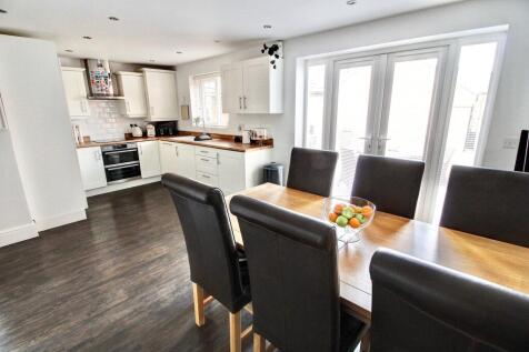 2. Dining Kitchen