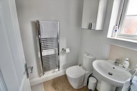 17. En-Suite