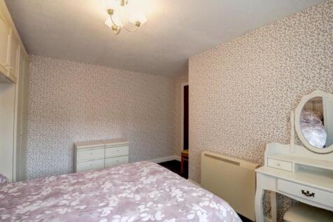 Bedroom 1.2