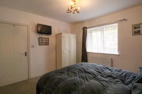 Bedroom 2.3