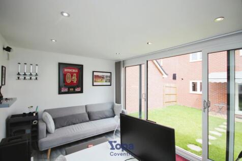 Db22f773-Garden 20Room 202.JPG