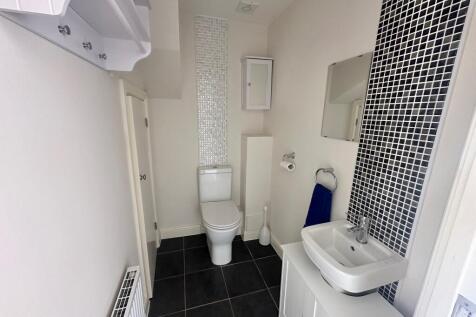11. Downstairs w.c. &amp; cupboard