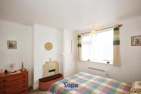 28ba787f-Bedroom 202.JPG