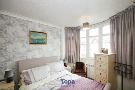 D3c5b0b7-Master 20Bedroom 202.JPG