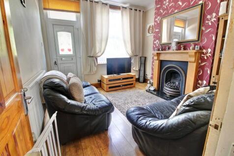 5. Lounge