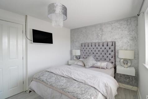 Bedroom 1.2