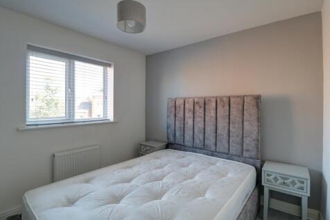 Bedroom 2.1