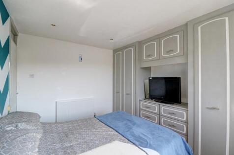 Bedroom 1.2
