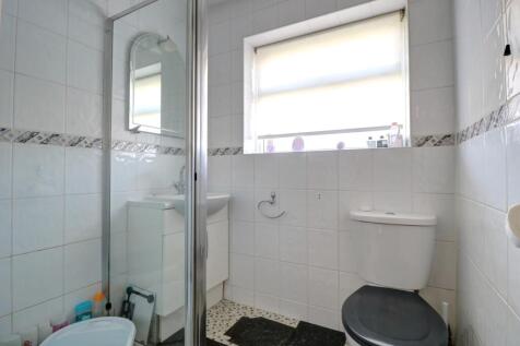 Bathroom 1.1