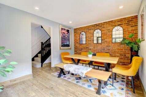 Dining Room (alt view)