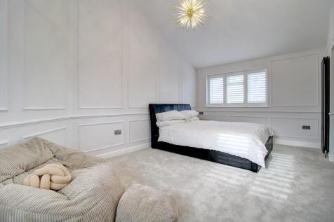 Bedroom One (alt view)