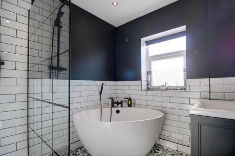 Bathroom 1.1
