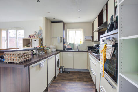 26 Russell Court-4