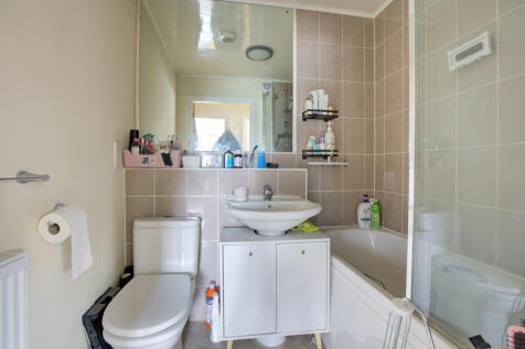 26 Russell Court-7