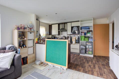 26 Russell Court-3