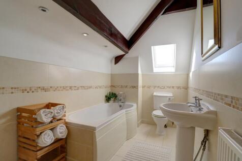 Second Floor En Suite