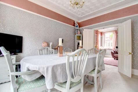 Dining Room (alt view)
