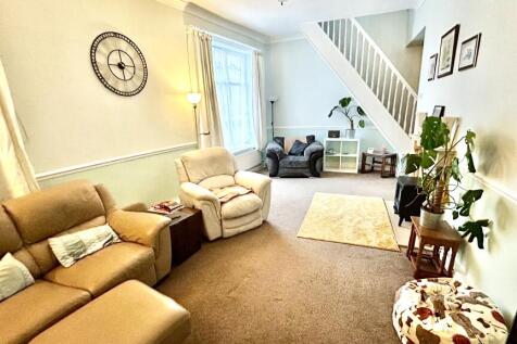 Lounge Pic1