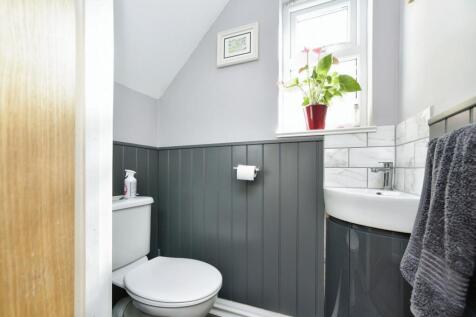Cloakroom WC