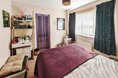 Main Bedroom with walk-in Dressing Room