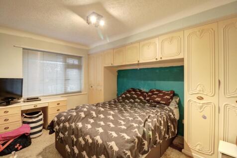 Bedroom 2.1