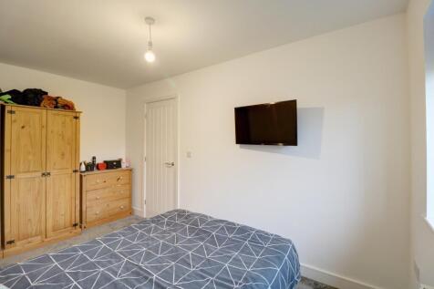 Bedroom 1.2