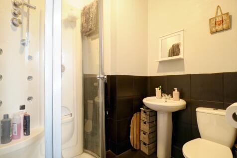 GF Shower Room