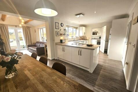 Kitchen diner