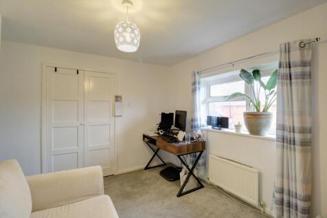 Bedroom 2.2
