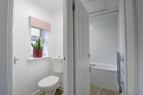 Bathroom 1.1
