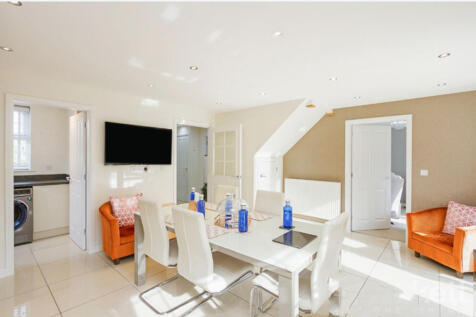 Kitchen Family area