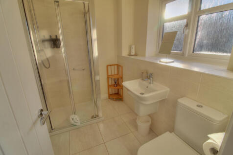 Bedroom 1 - Ensuite