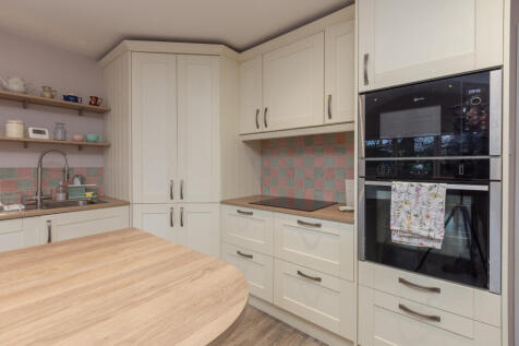 9 Clovelley Drive-4